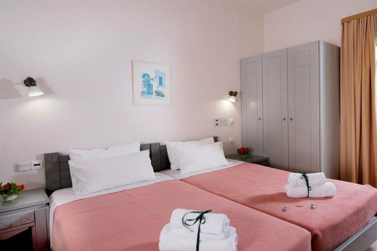 Scala Hotel-Apartments Agia Pelagia  Exterior photo